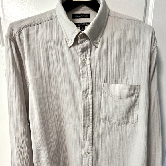Men’s Banana Republic button-down shirt - Picture 1 of 6